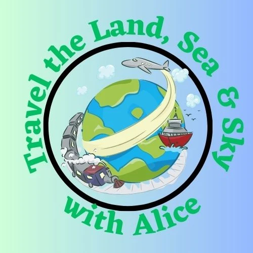 Travelthelandseaandskywithalice